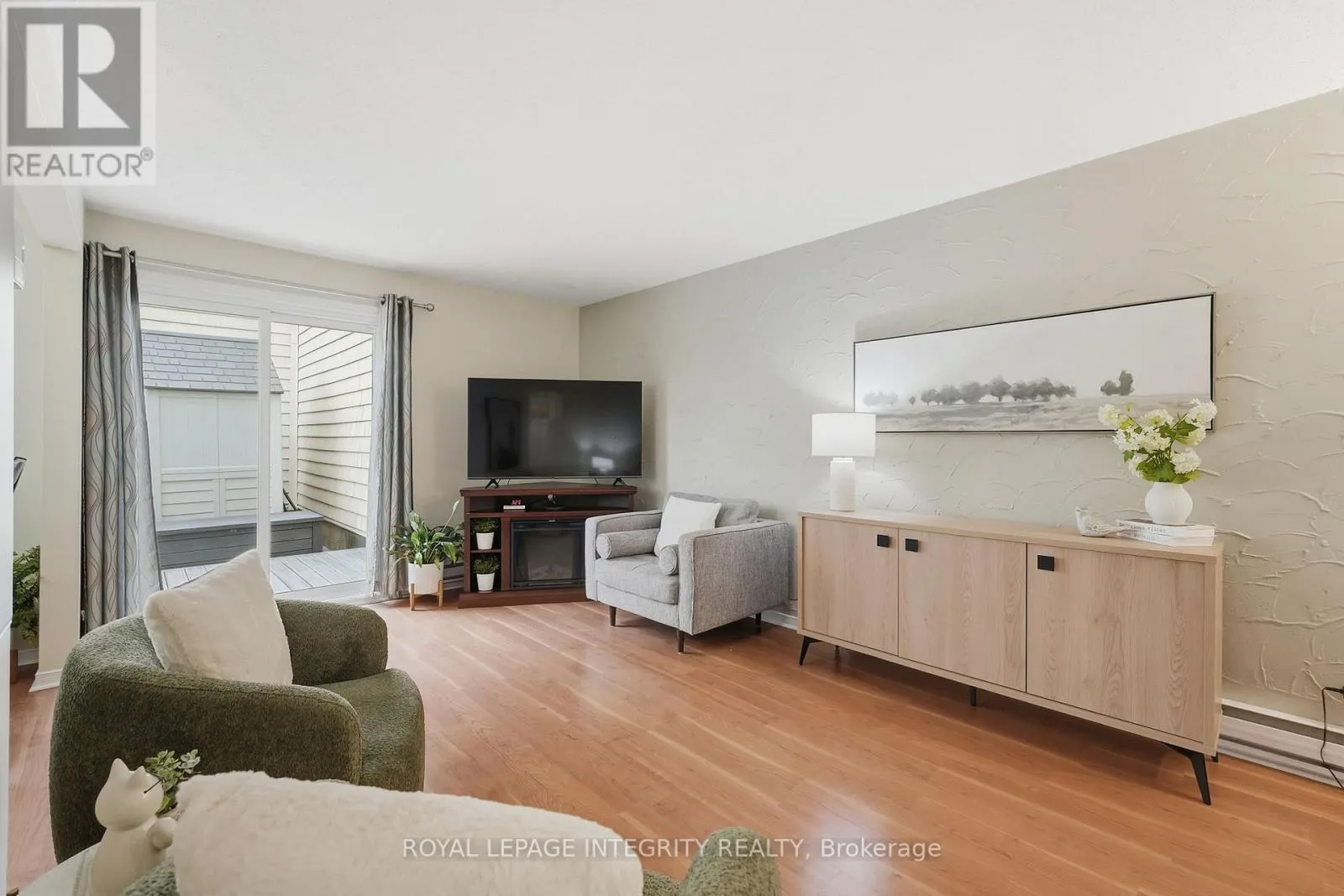 248 SALTER CRESCENT