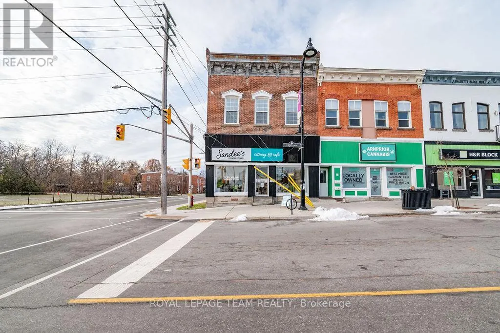4 ELGIN STREET W