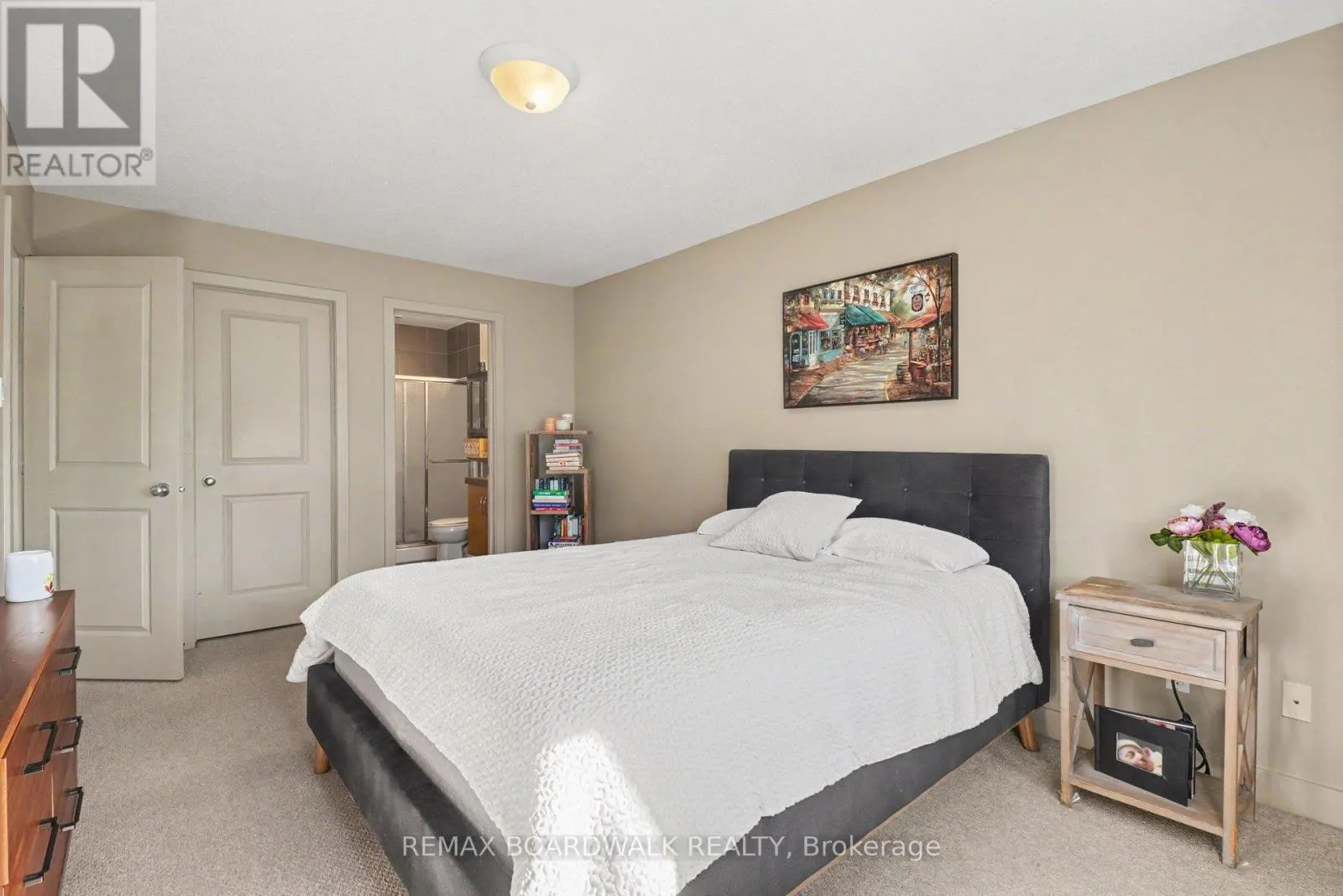 1109 FIELDFAIR WAY