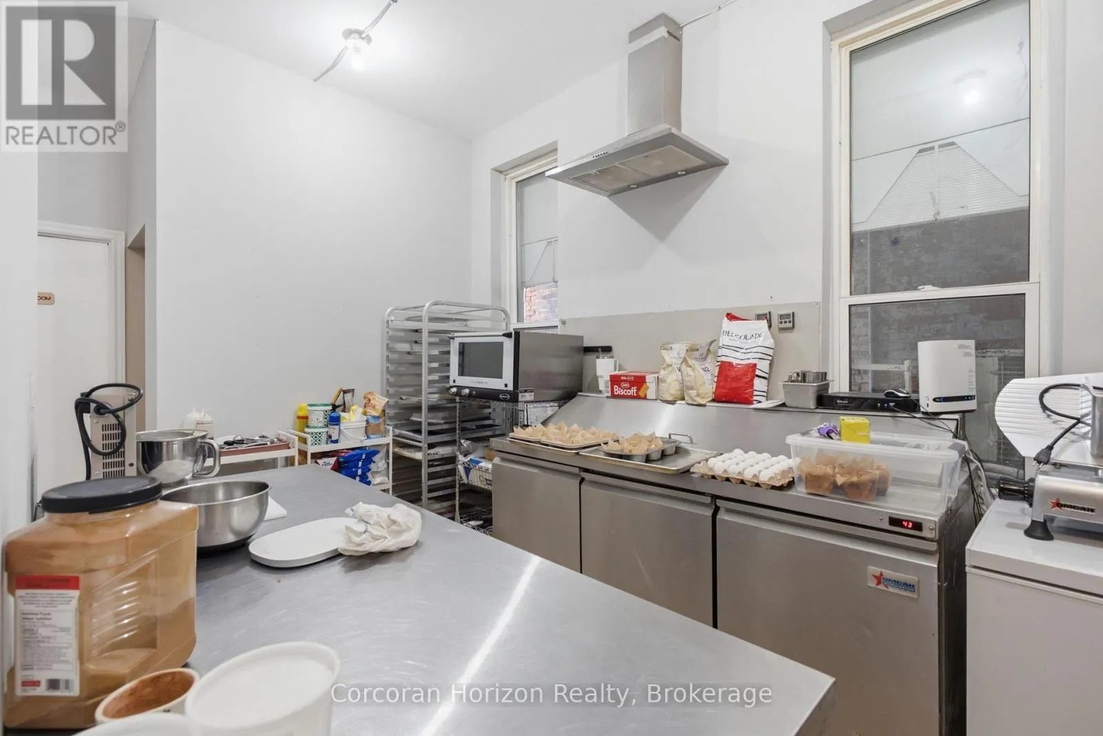 148 JAMES STREET S