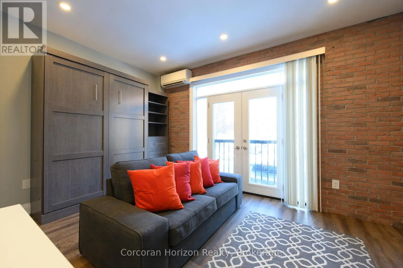 148 JAMES STREET S