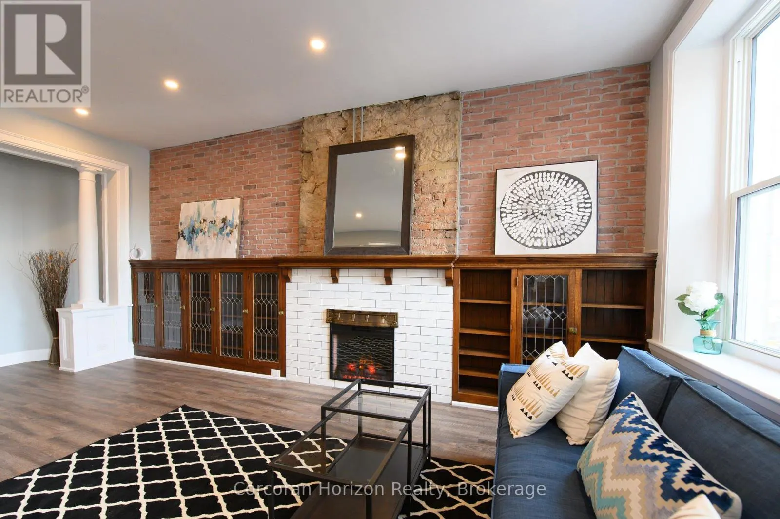 148 JAMES STREET S