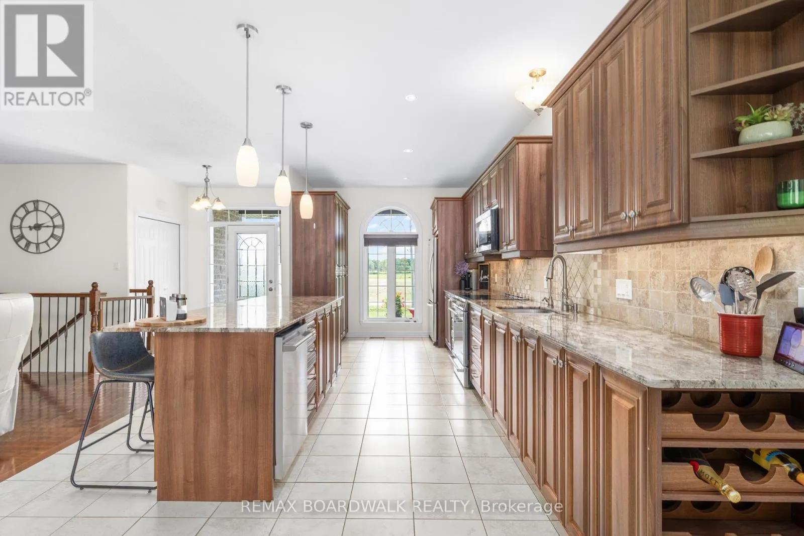 6671 THIRD LINE ROAD