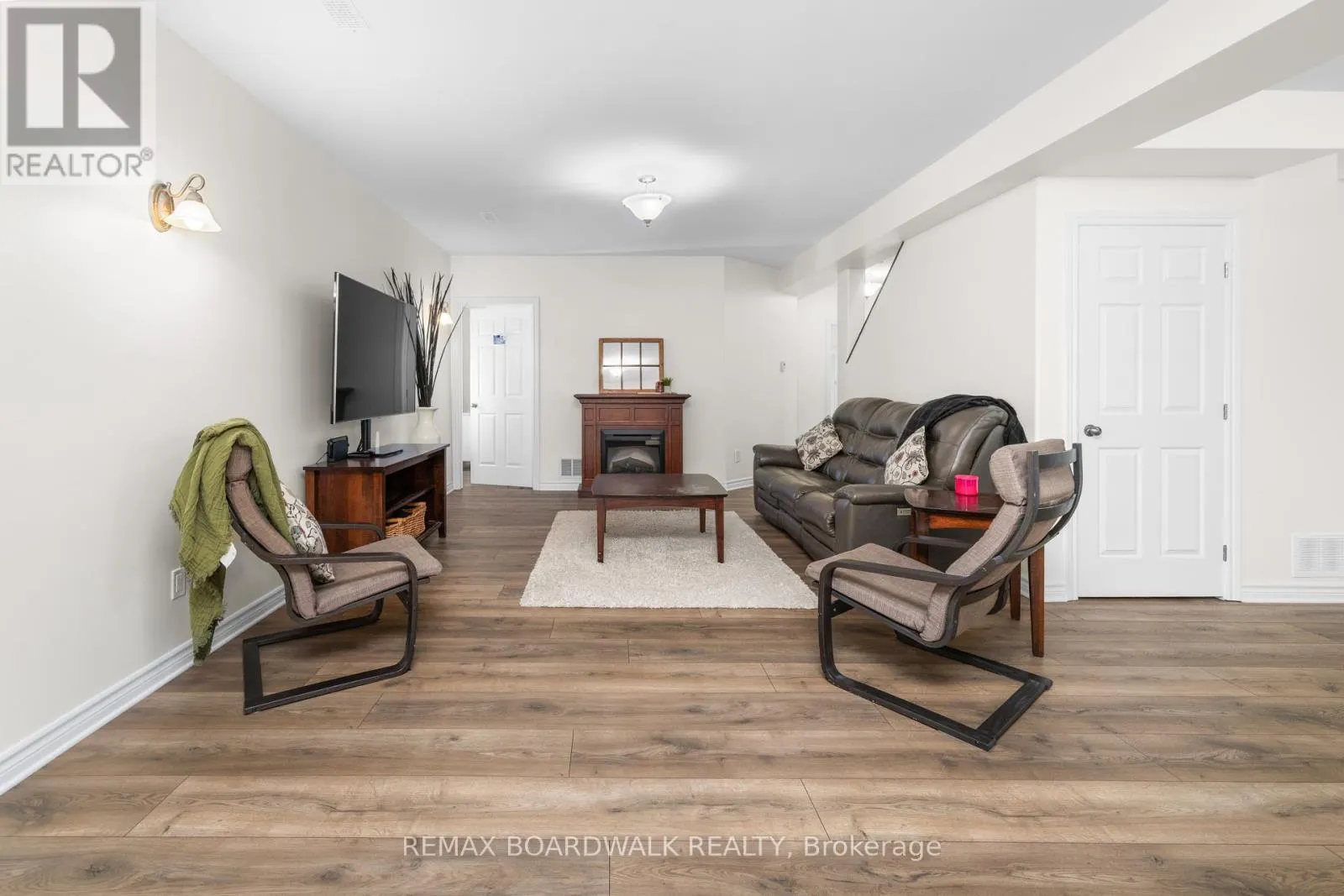 6671 THIRD LINE ROAD