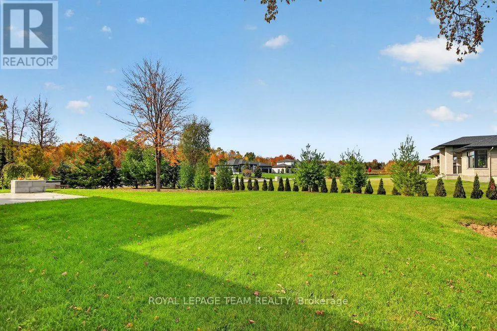 6865 PEBBLE TRAIL WAY