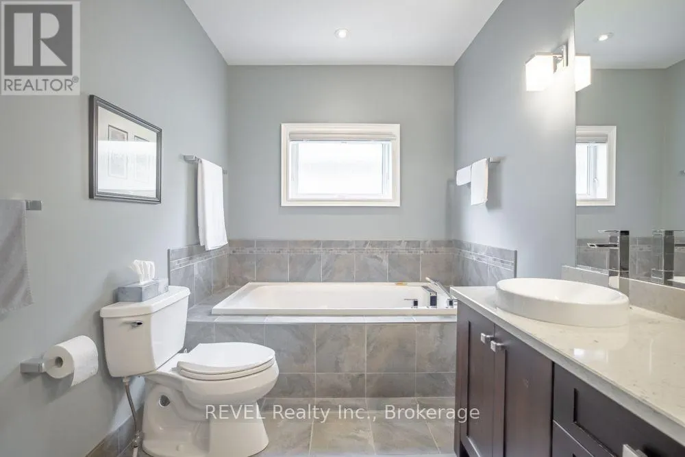 3595 ALGONQUIN DRIVE