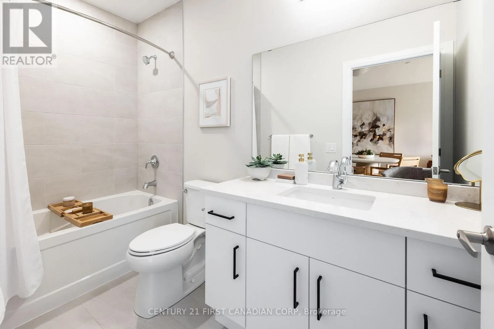 1107 - 4286 KING STREET #1107