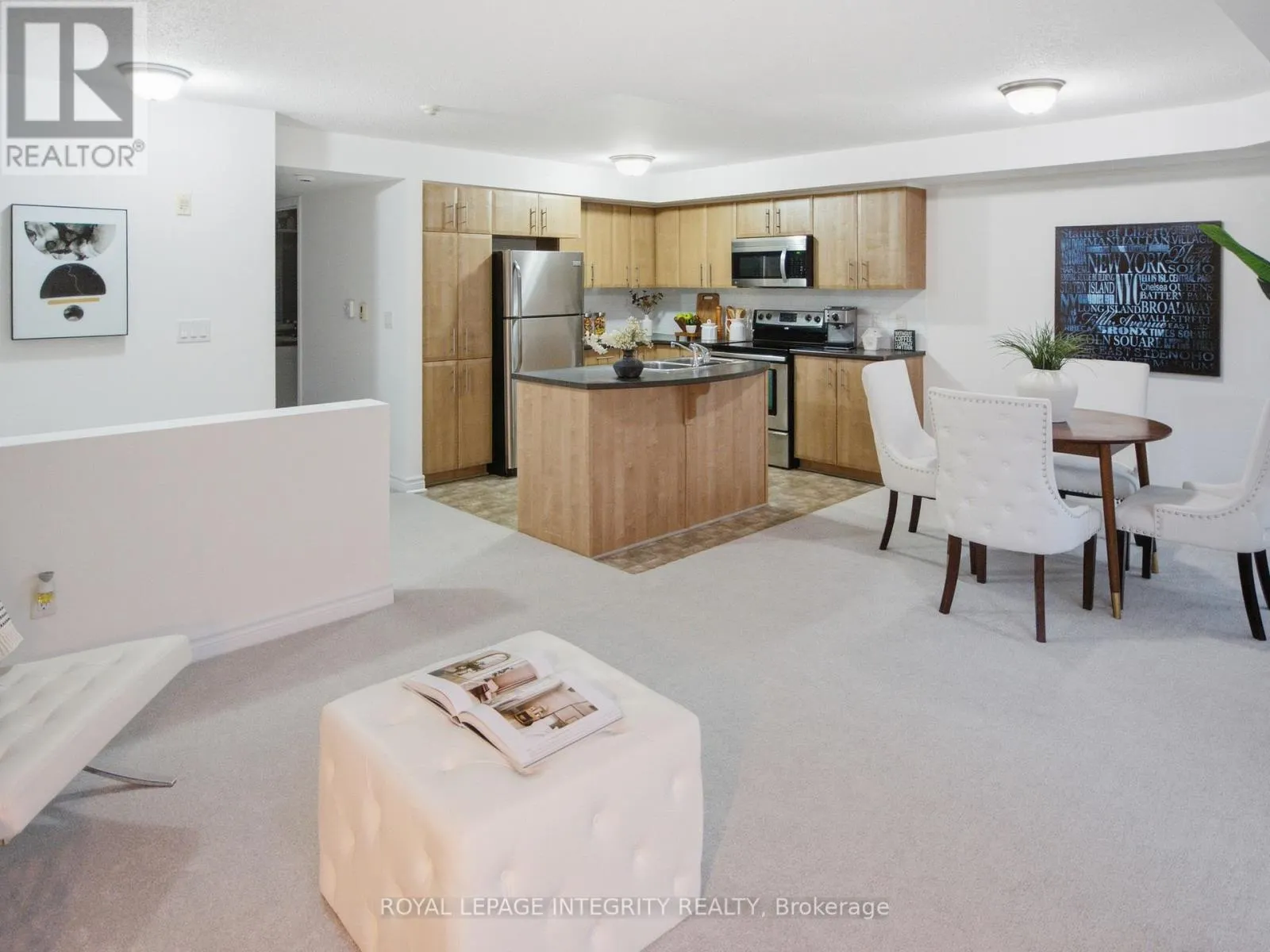 3 - 545 STONEFIELD PRIVATE
