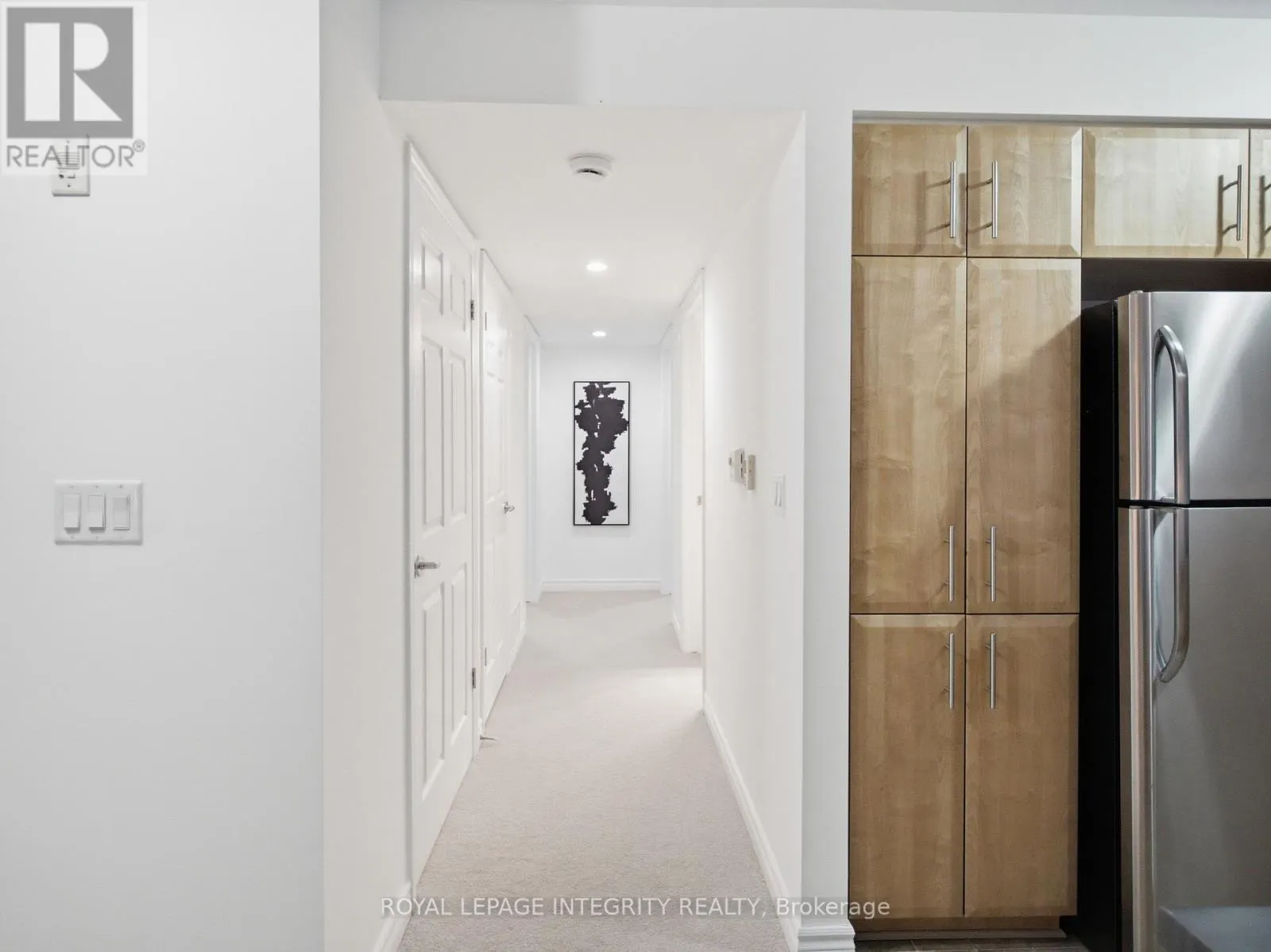 3 - 545 STONEFIELD PRIVATE