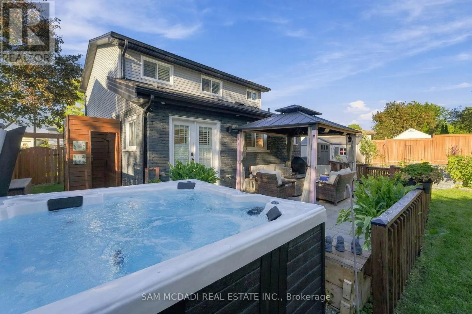 22 BYWOOD CRESCENT