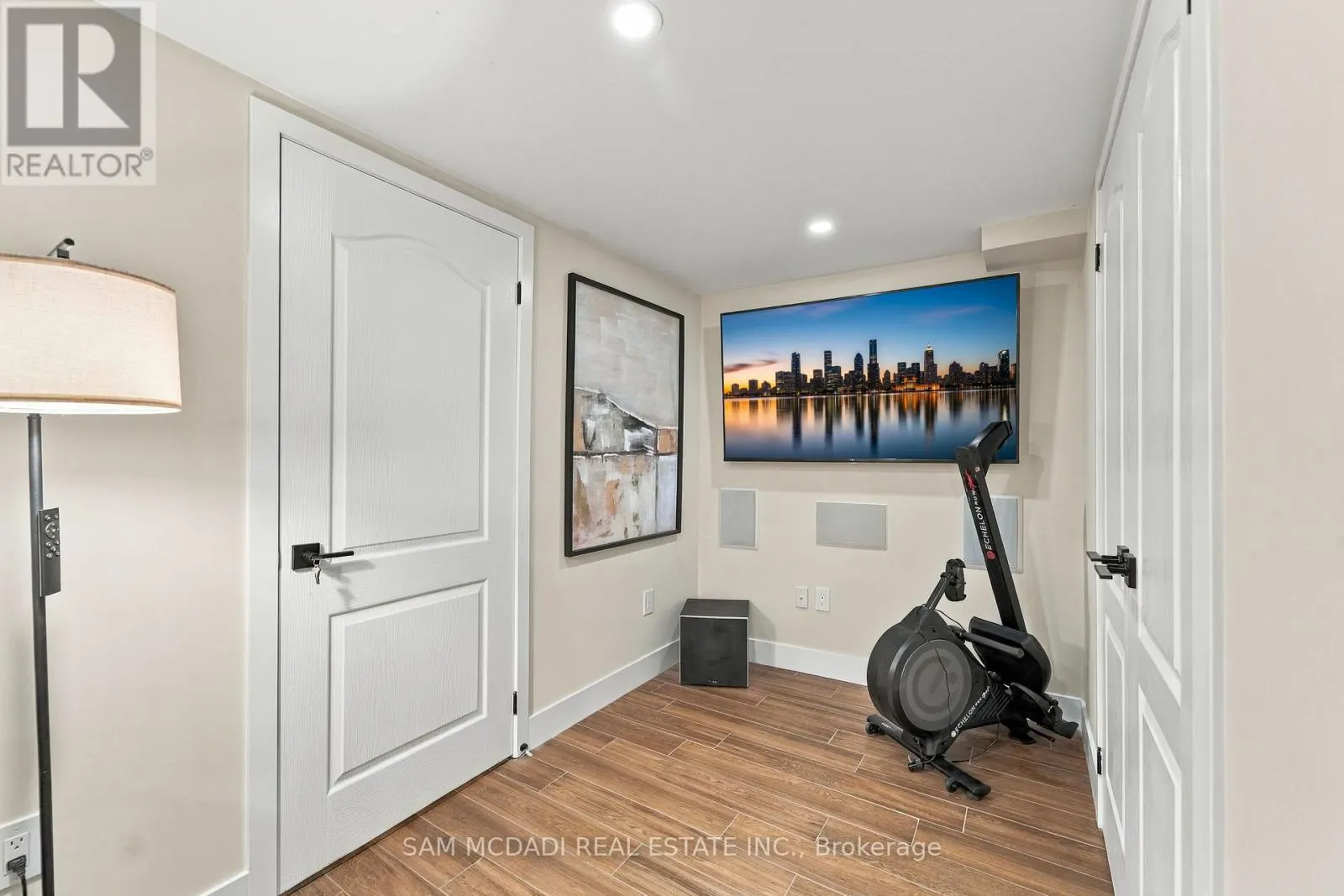 22 BYWOOD CRESCENT