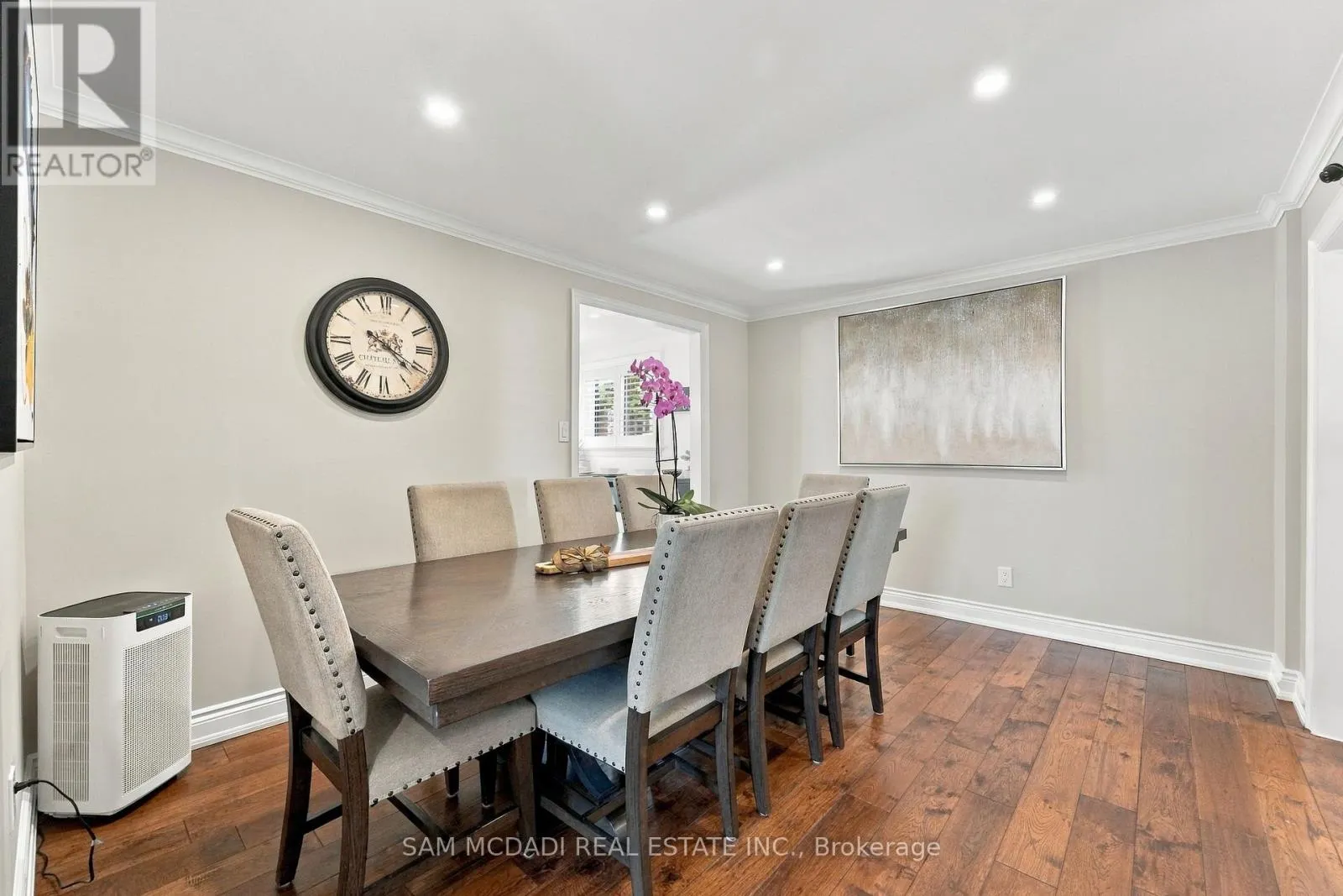 22 BYWOOD CRESCENT