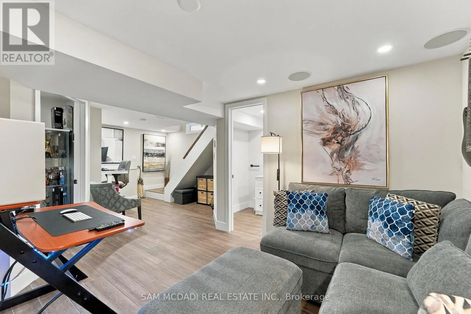 22 BYWOOD CRESCENT