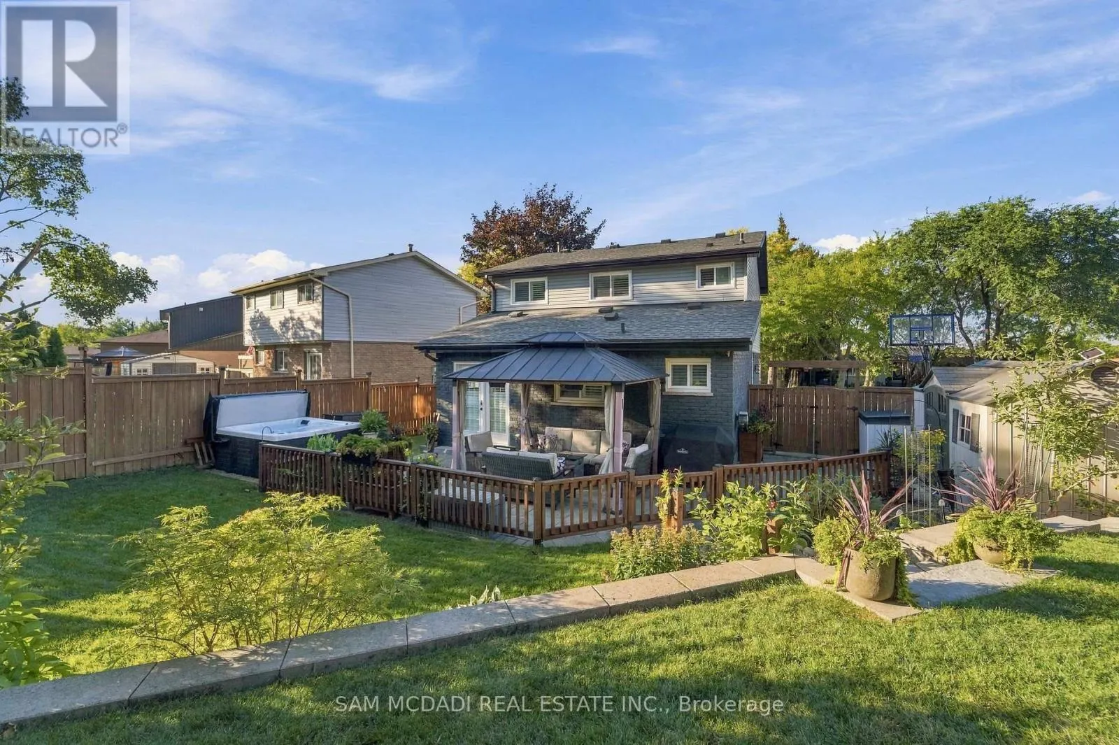 22 BYWOOD CRESCENT