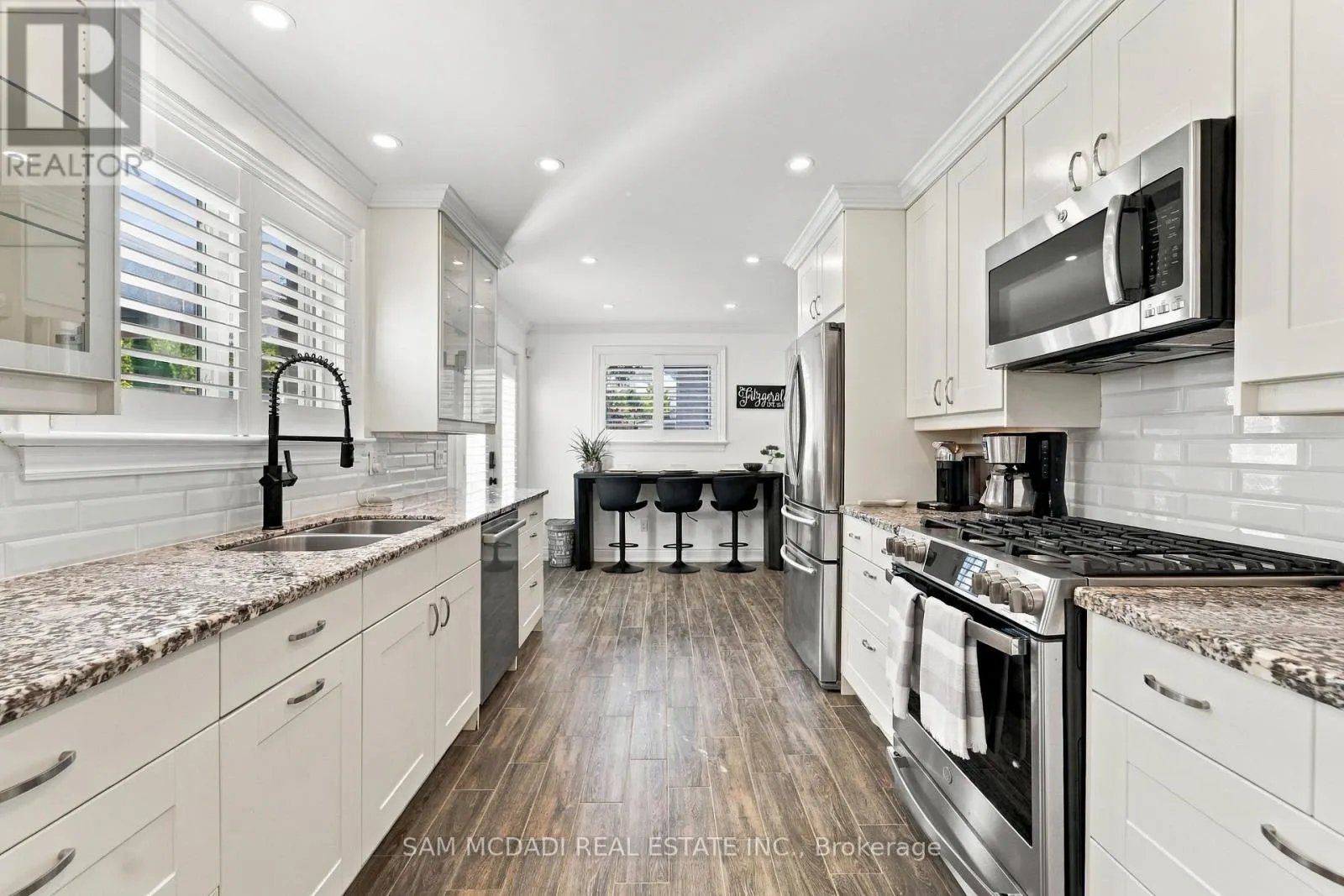 22 BYWOOD CRESCENT