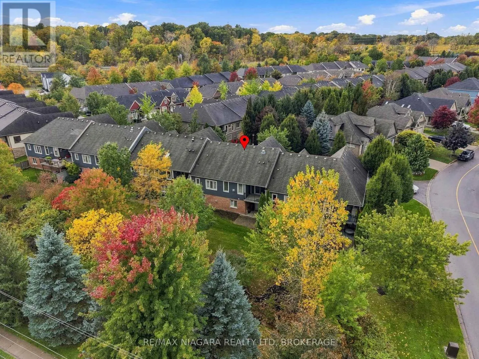 3 HILLSIDE DRIVE