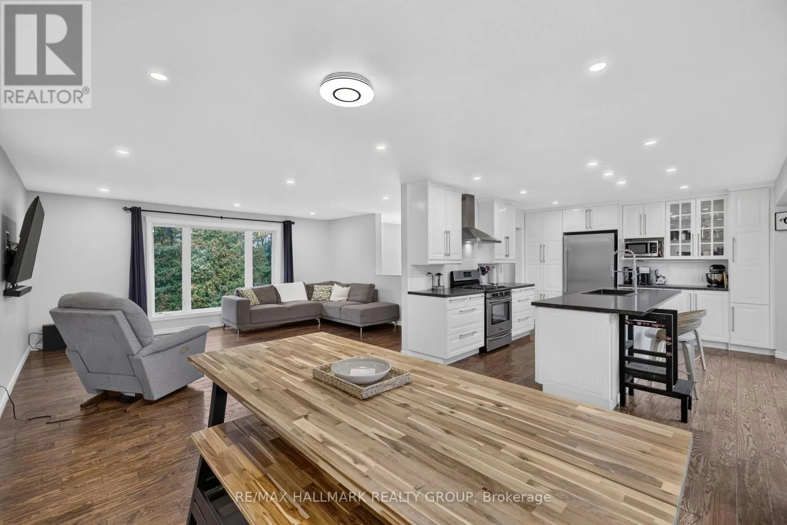 4100 OLD ALMONTE ROAD
