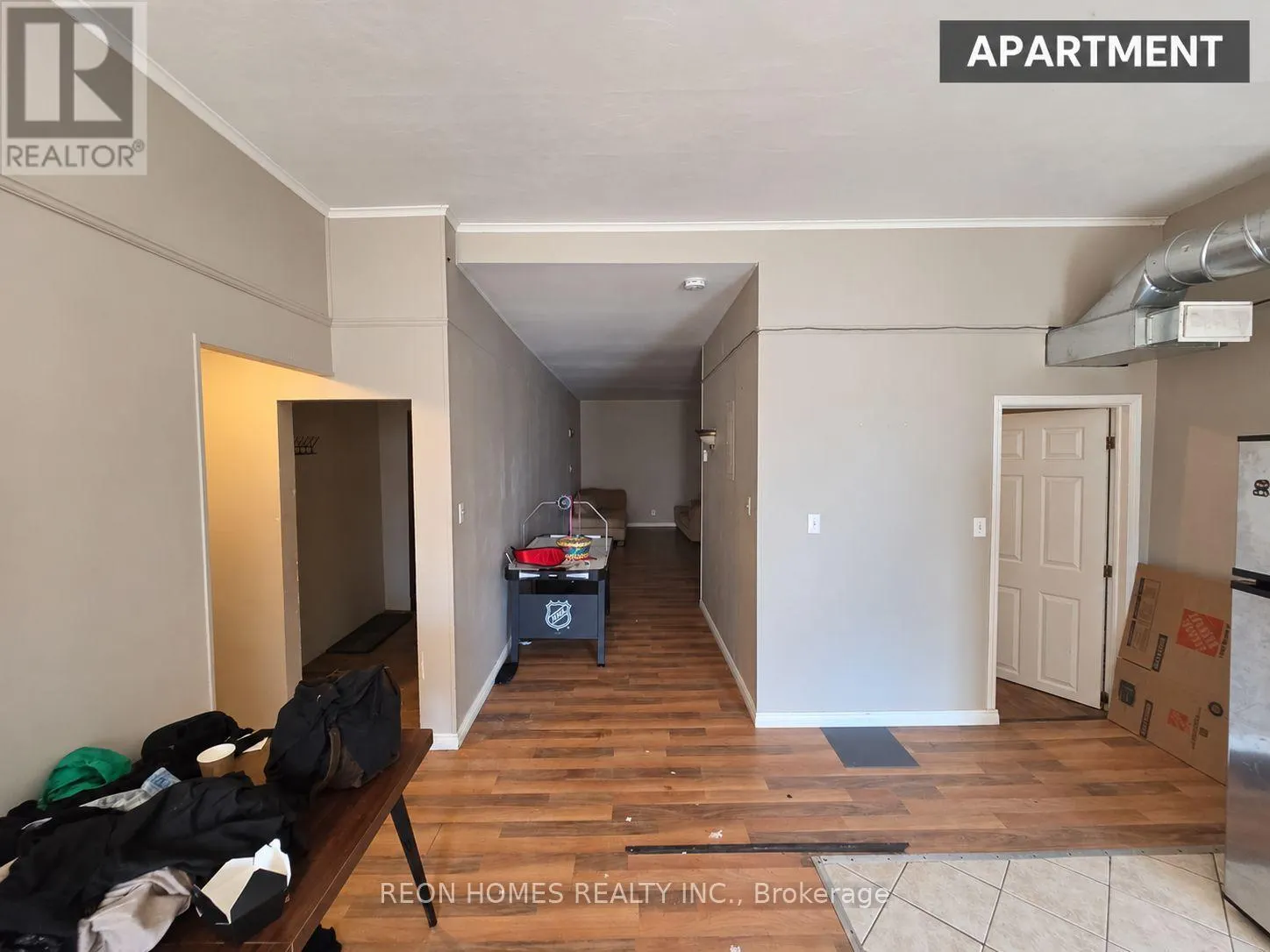 455 DUNDAS STREET