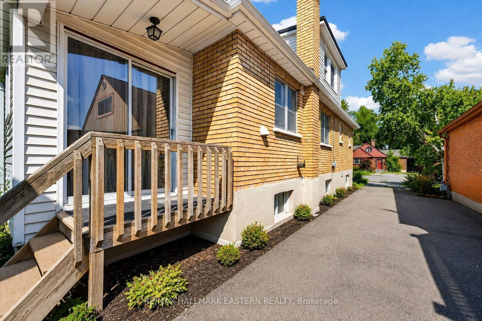 599 DONEGAL STREET