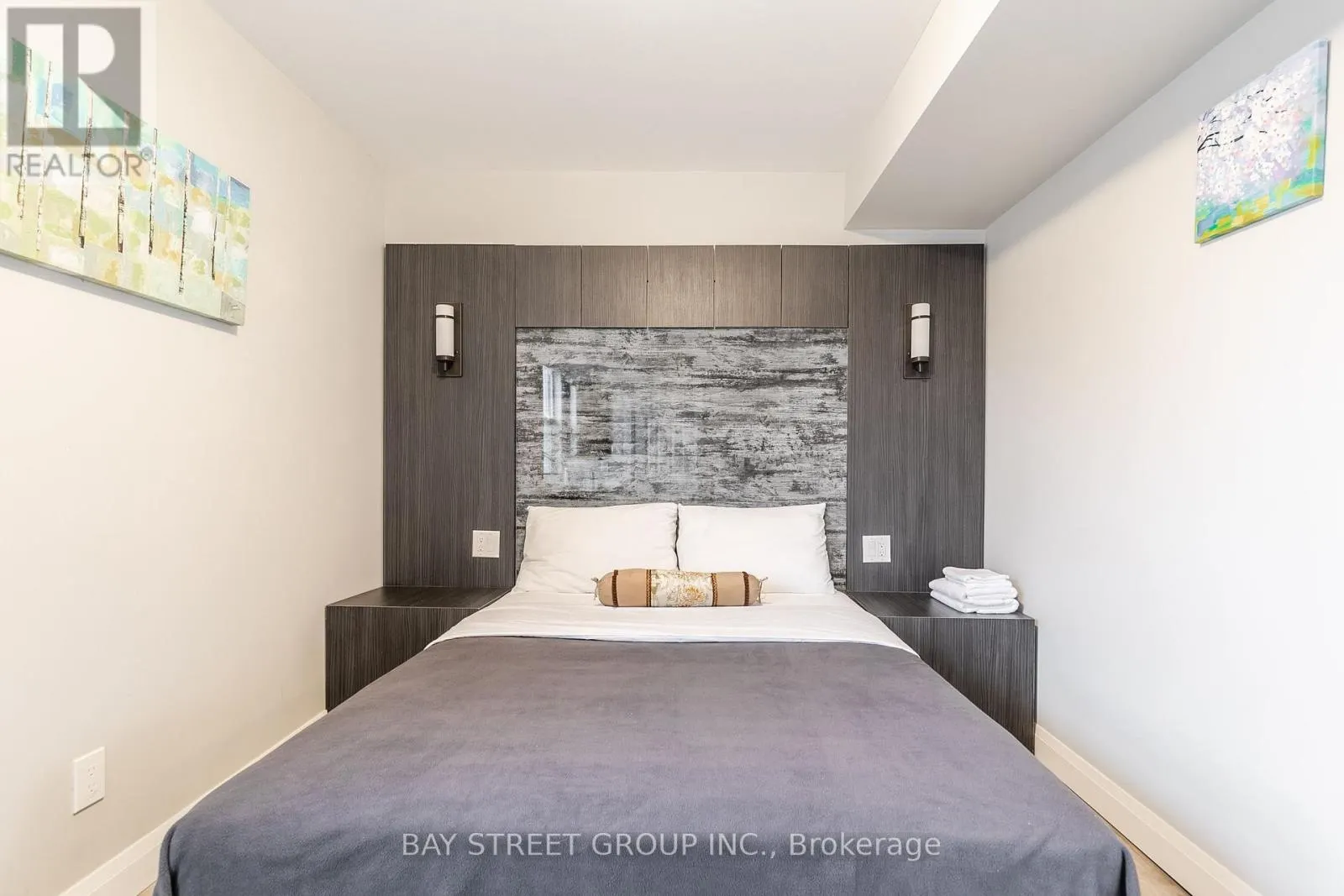 UNIT C - 5757 STANLEY AVENUE