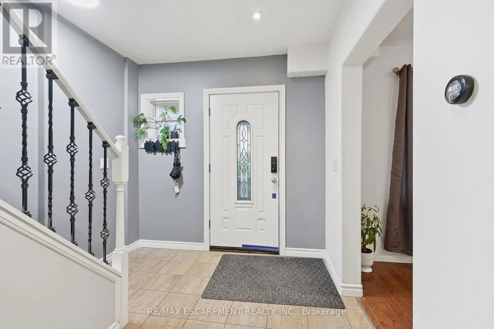 32 OAK AVENUE