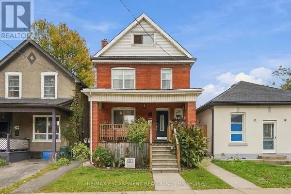 32 OAK AVENUE