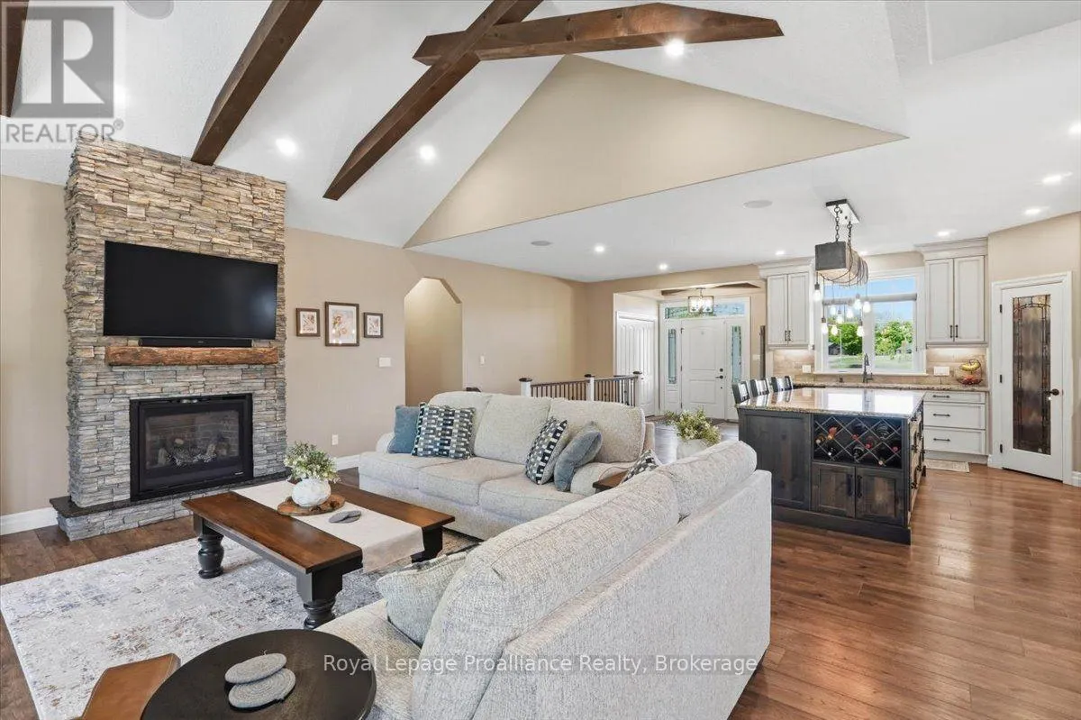 63 HIDDENVALLEY DRIVE
