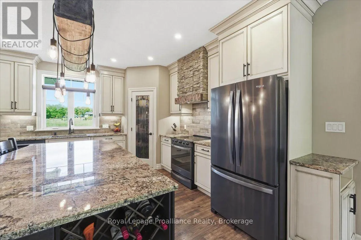 63 HIDDENVALLEY DRIVE