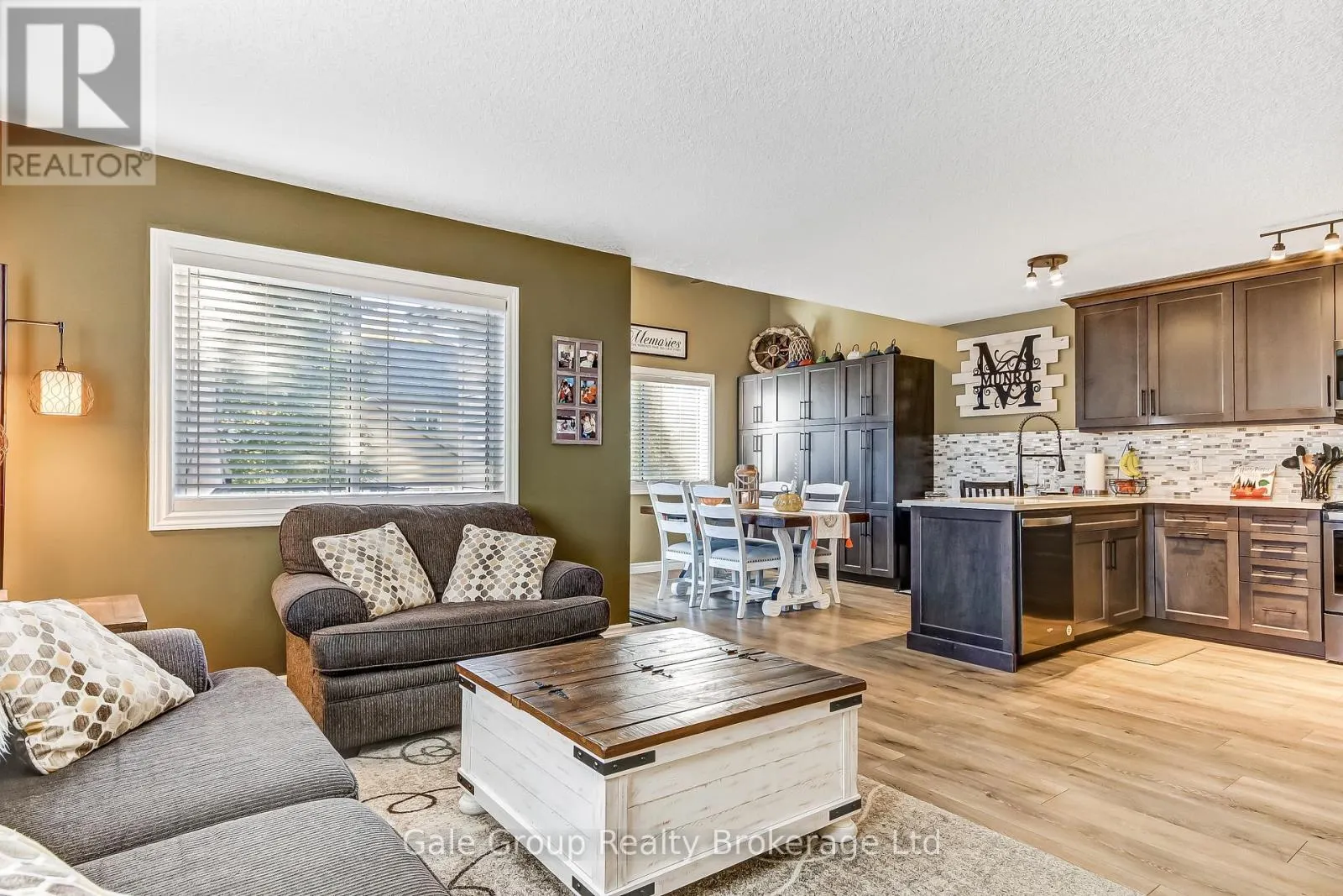 769 SOUTHWOOD WAY
