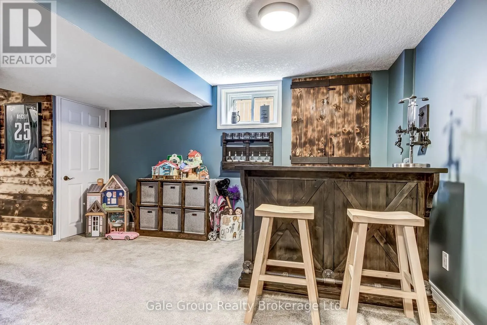 769 SOUTHWOOD WAY