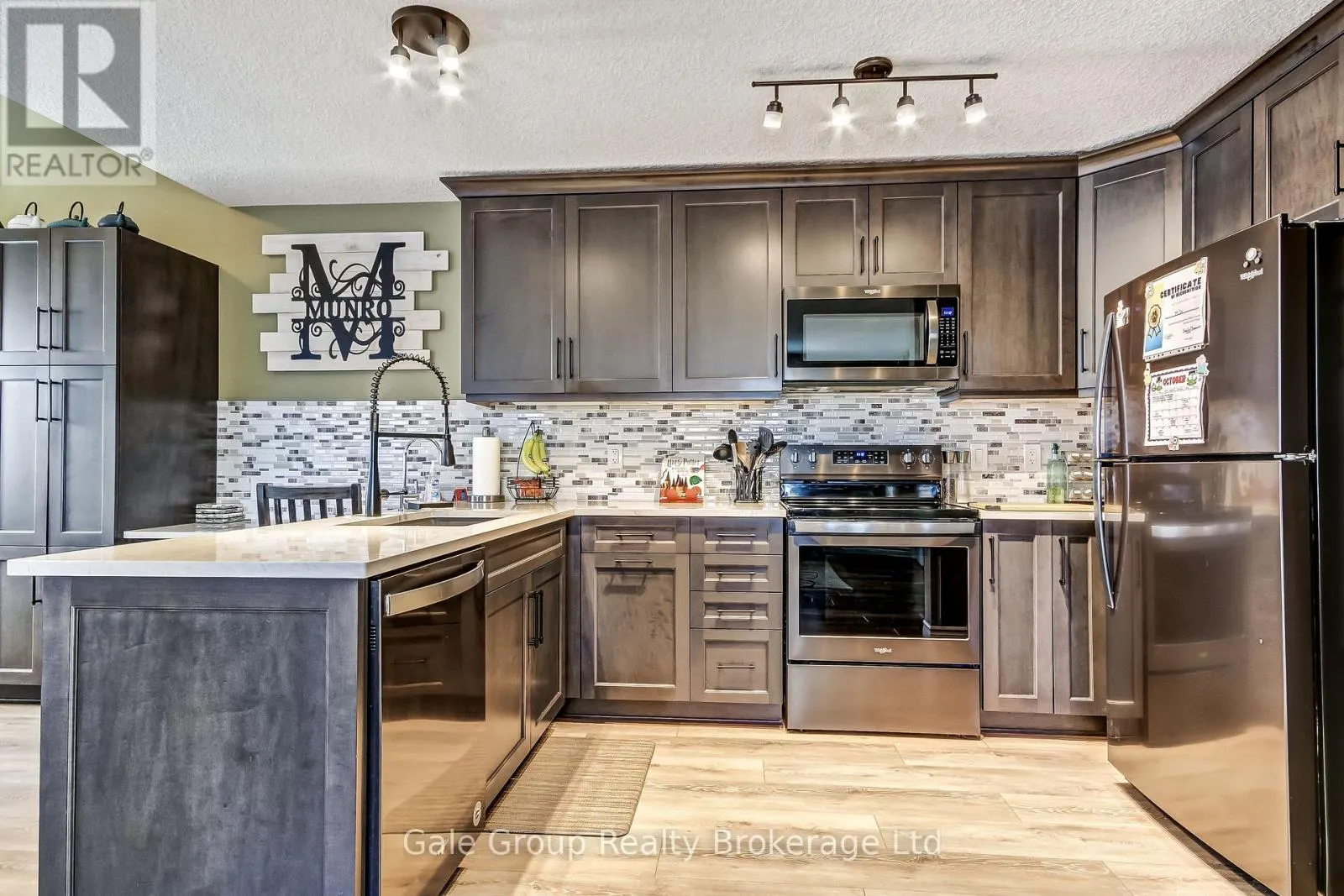 769 SOUTHWOOD WAY