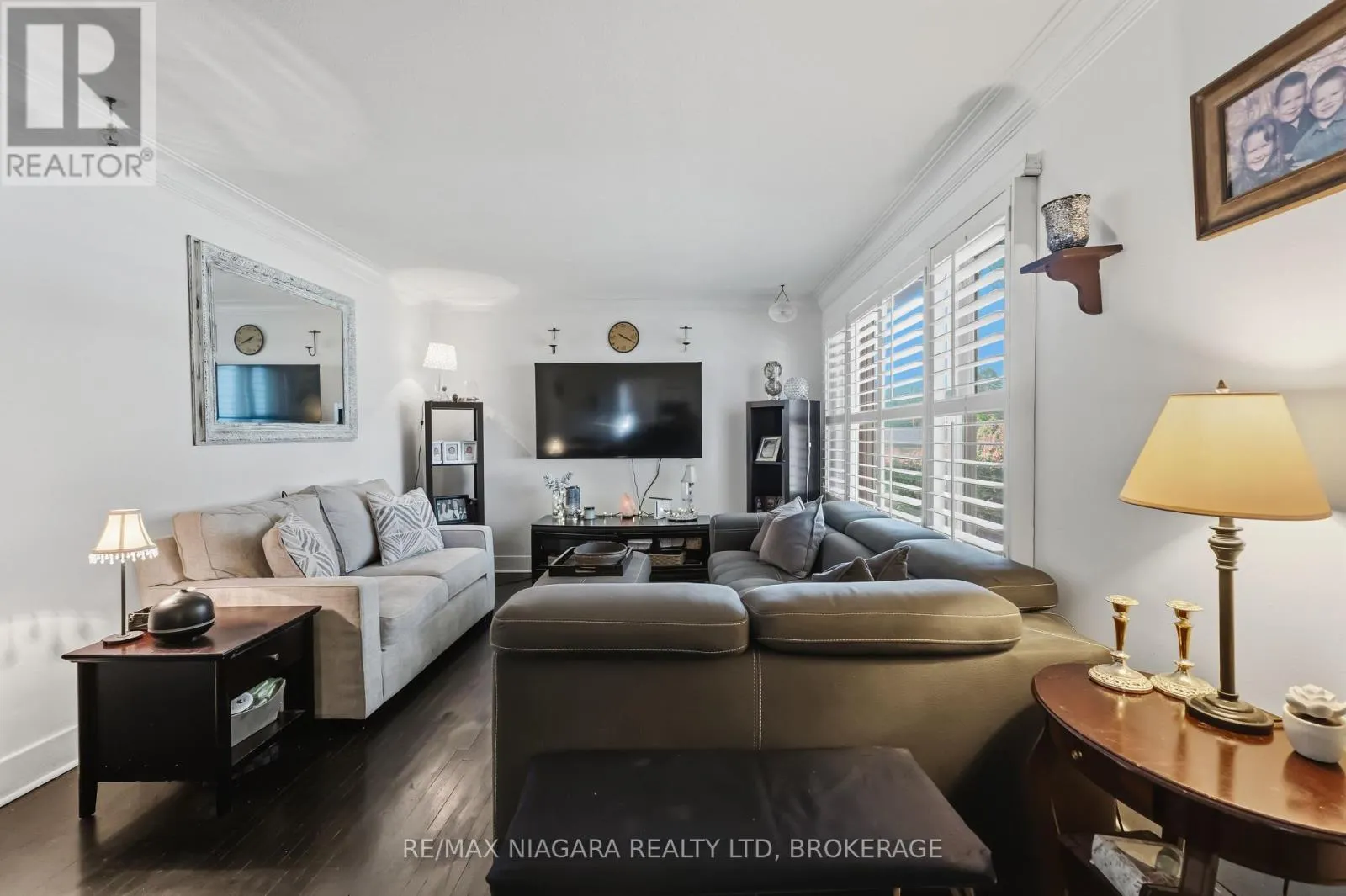 4 WALKER AVENUE
