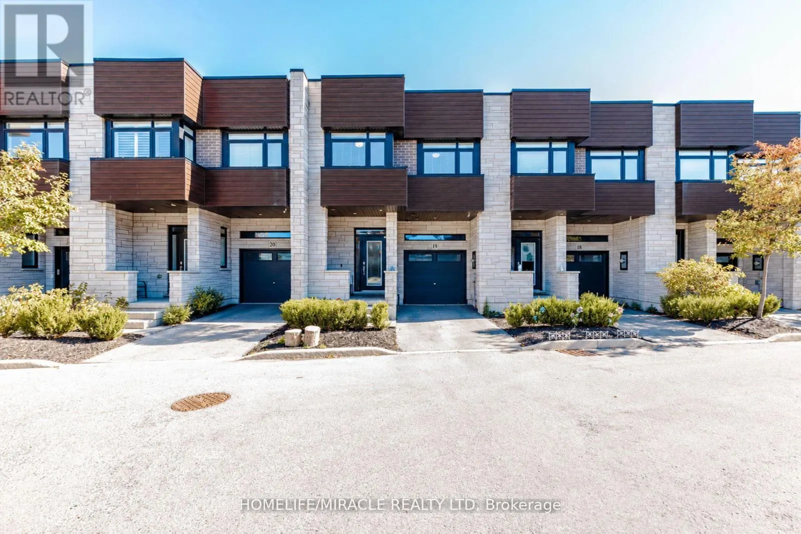 19 - 35 MIDHURST HEIGHTS