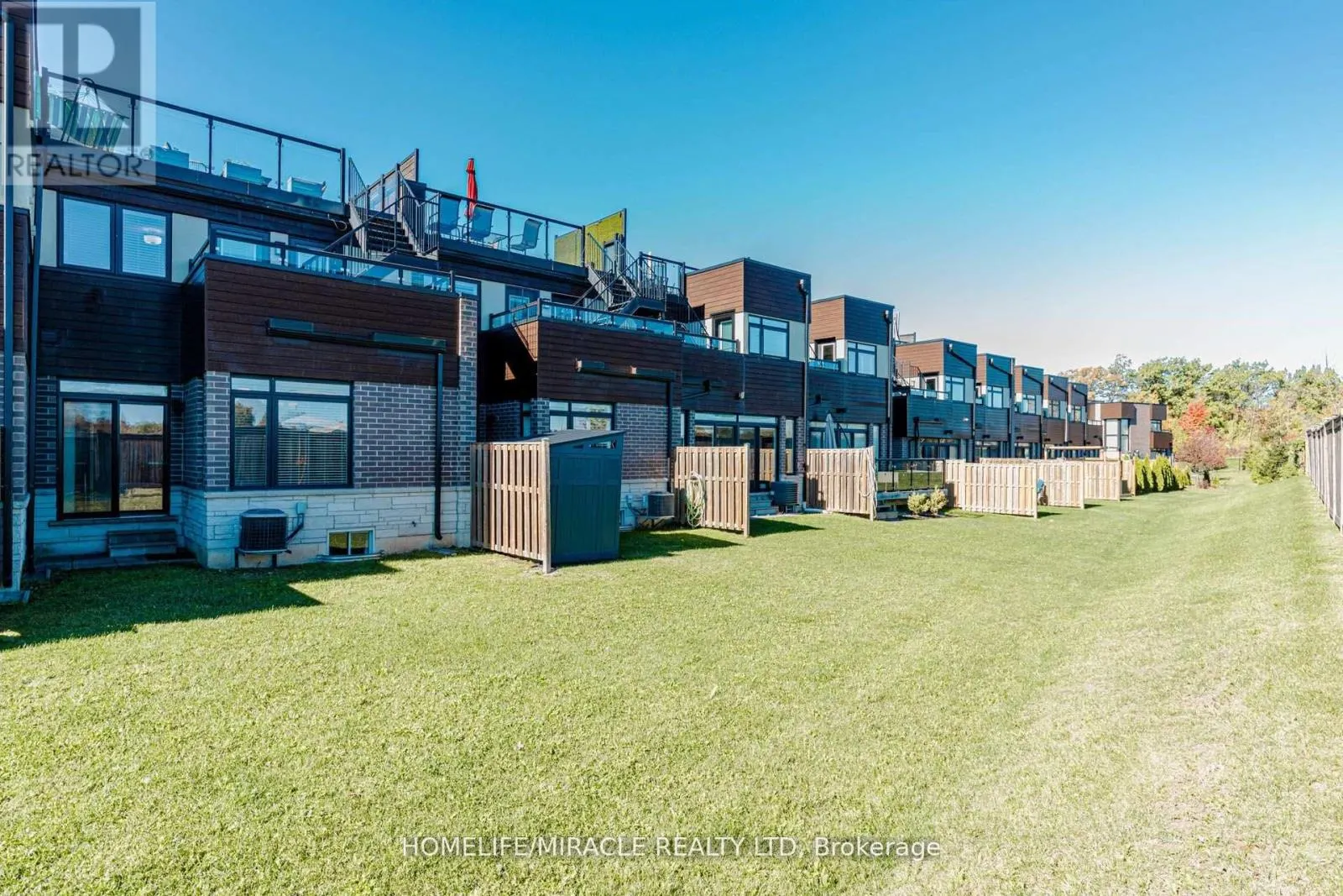 19 - 35 MIDHURST HEIGHTS