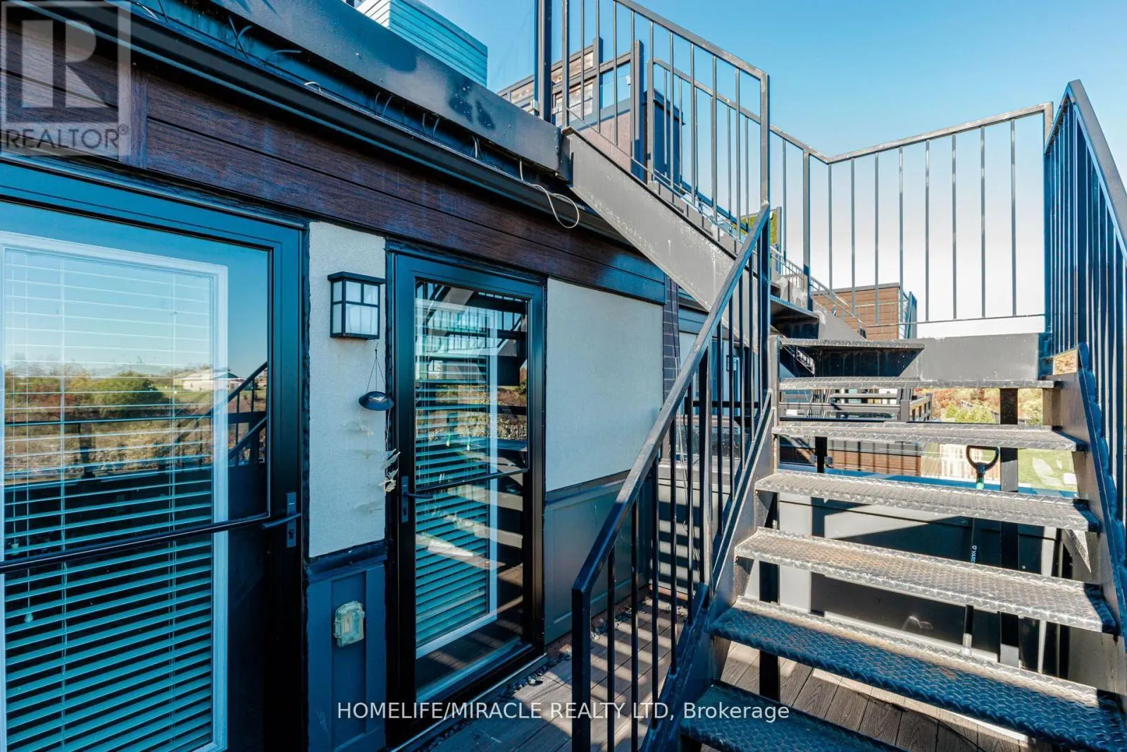 19 - 35 MIDHURST HEIGHTS