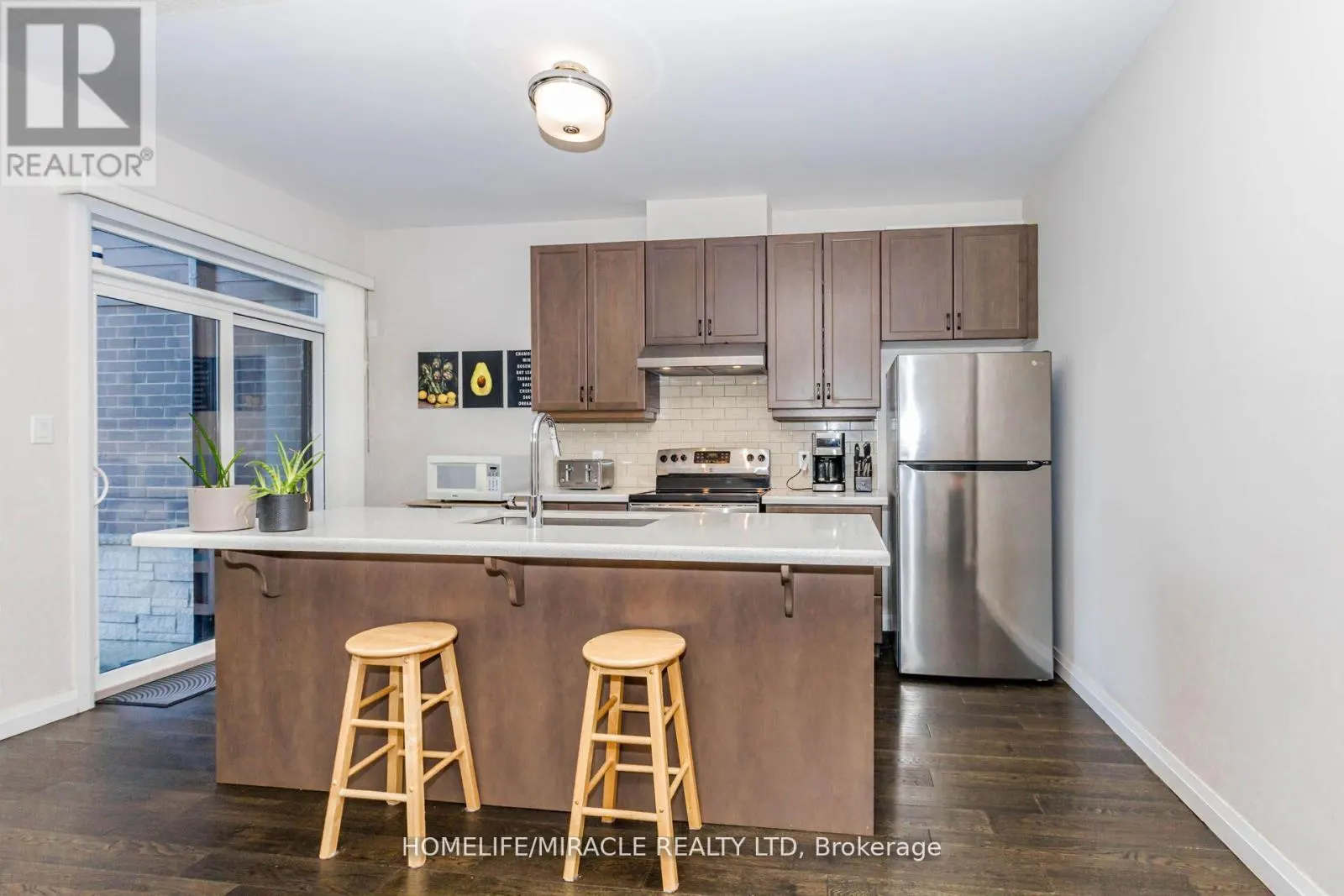 19 - 35 MIDHURST HEIGHTS