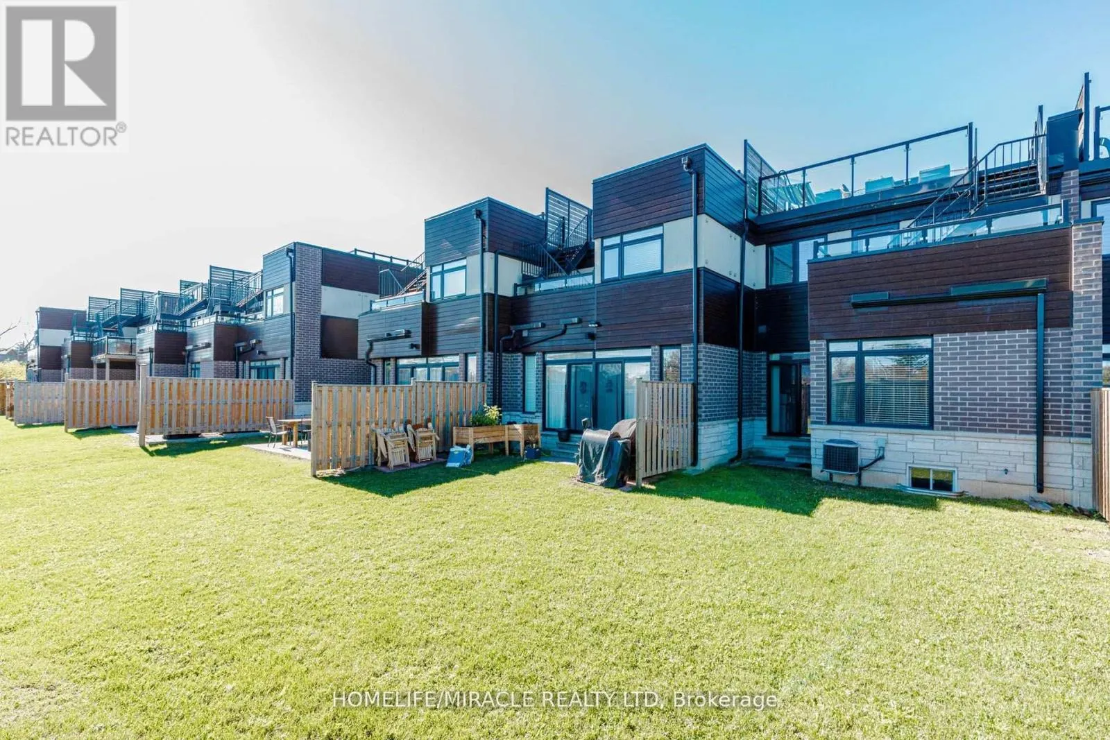 19 - 35 MIDHURST HEIGHTS