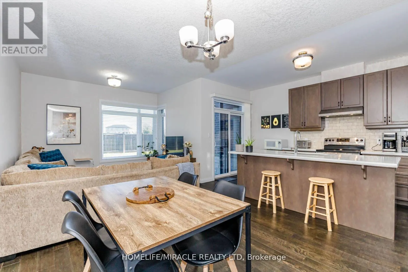 19 - 35 MIDHURST HEIGHTS