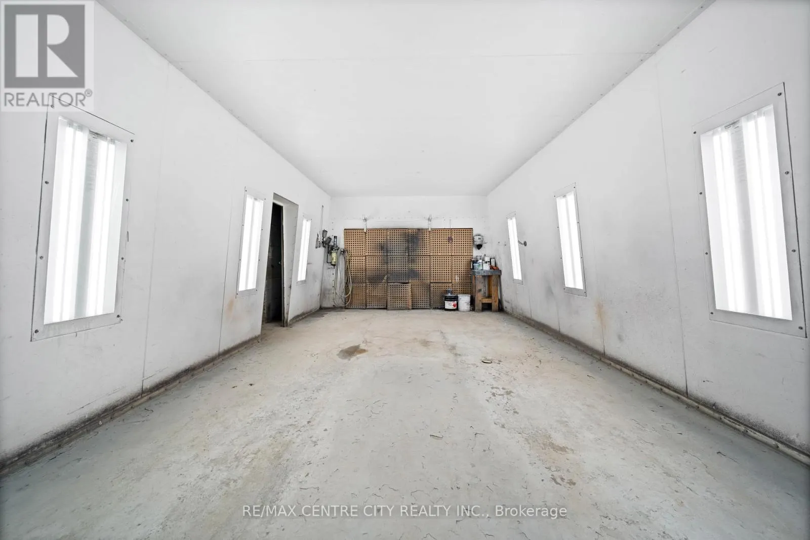 9664 BELMONT ROAD