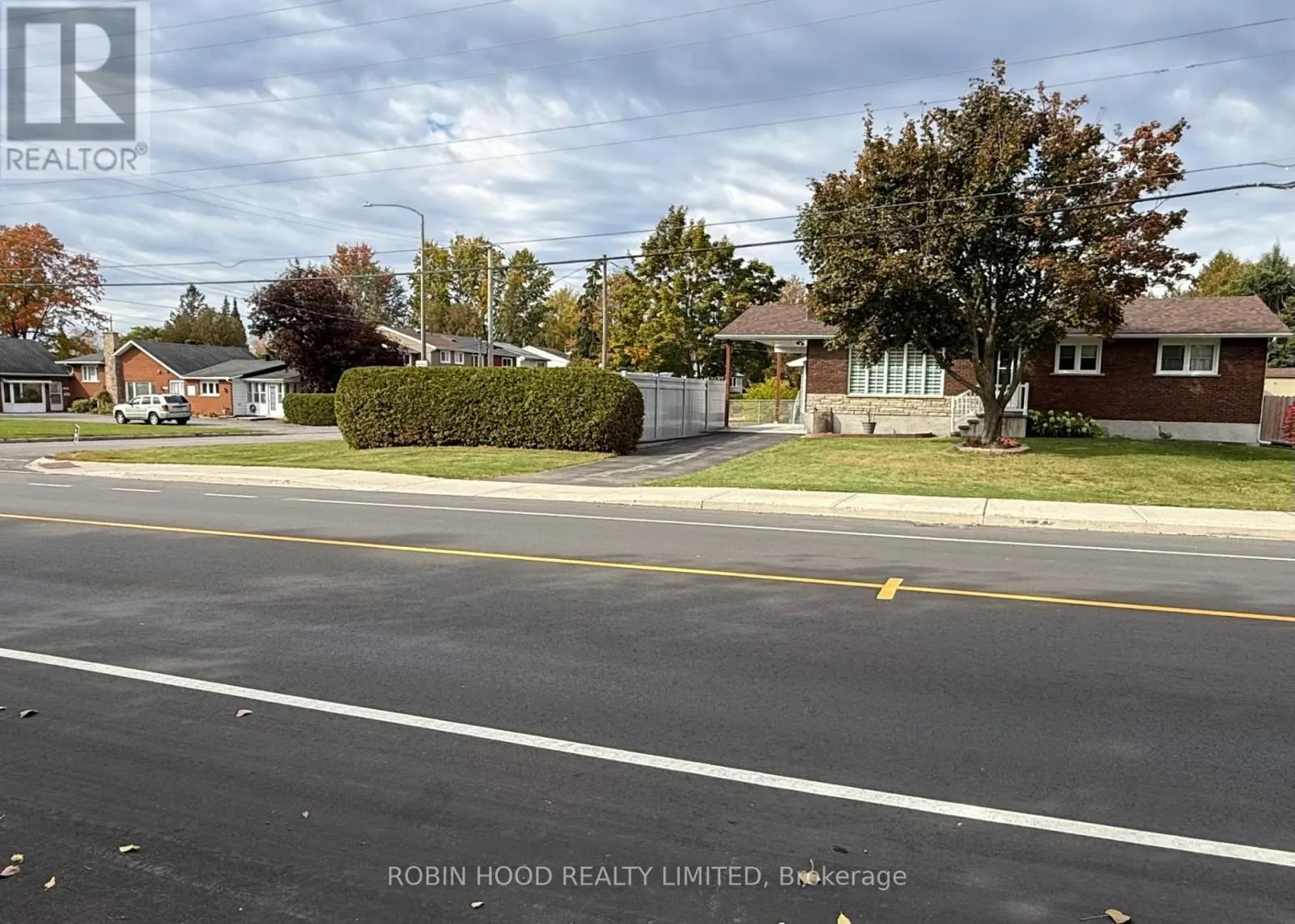 2469 INNES ROAD