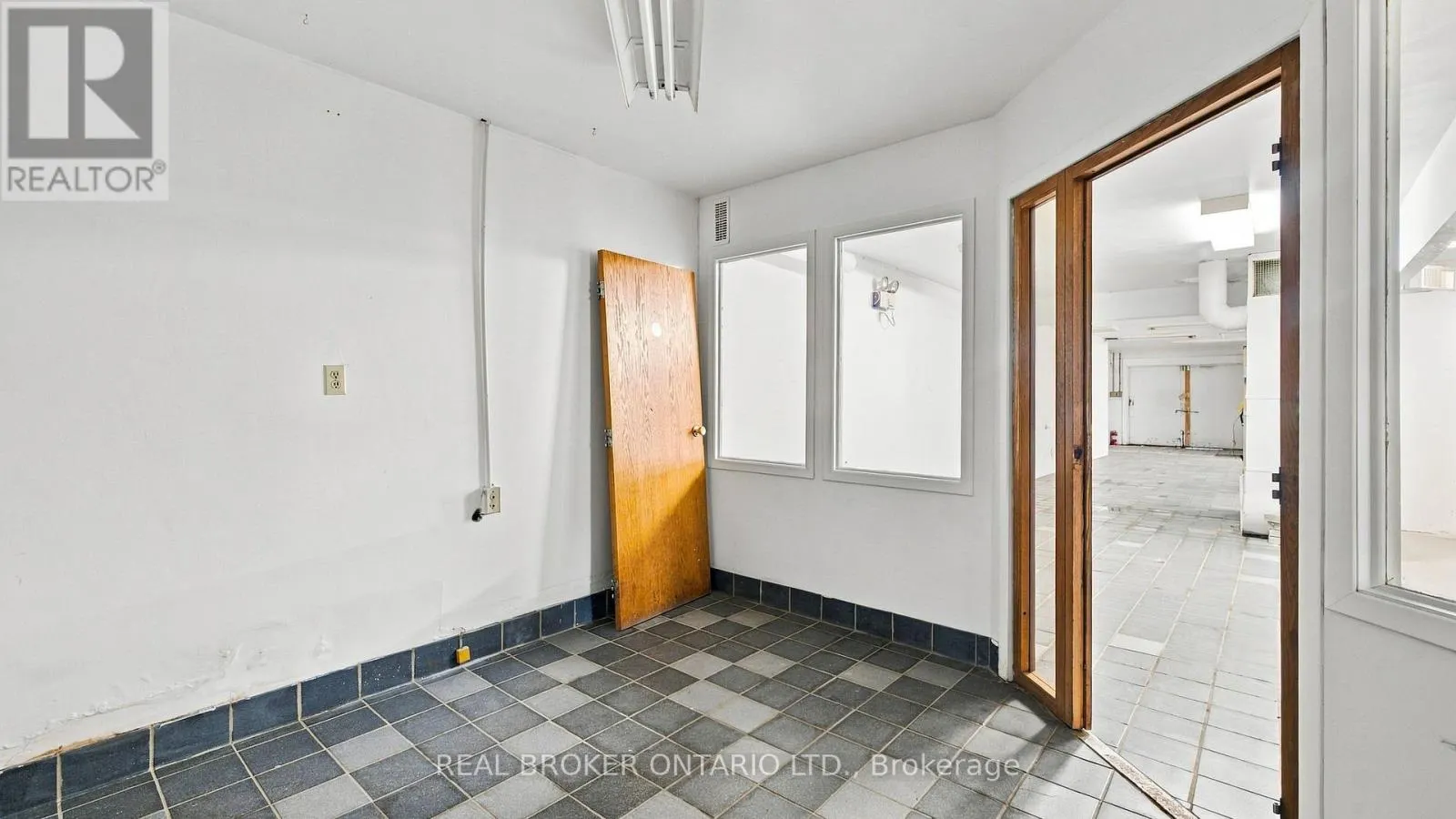 71 INDUSTRIAL AVENUE