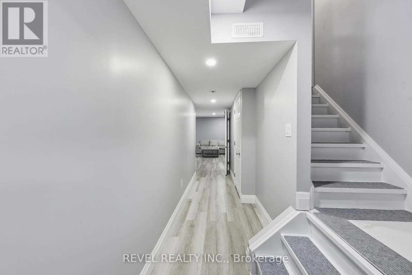 19 HIBISCUS LANE