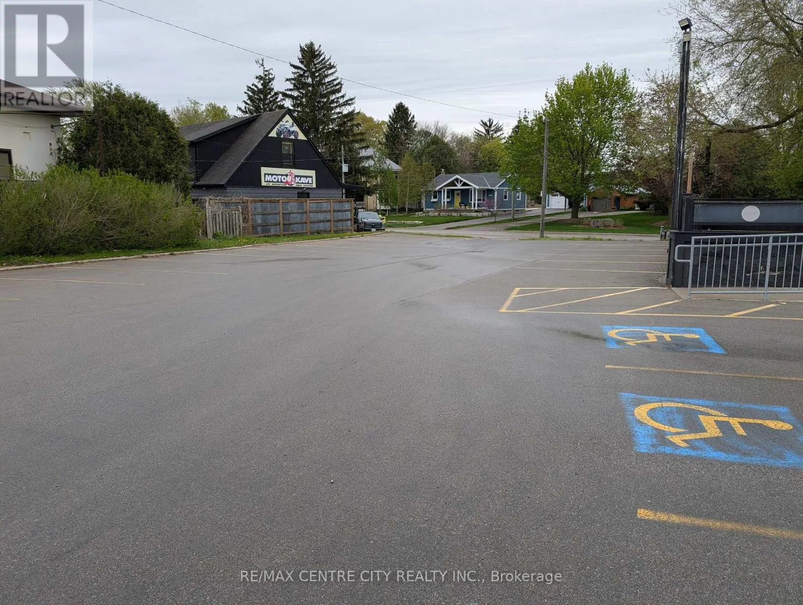 2300 WHARNCLIFFE ROAD S