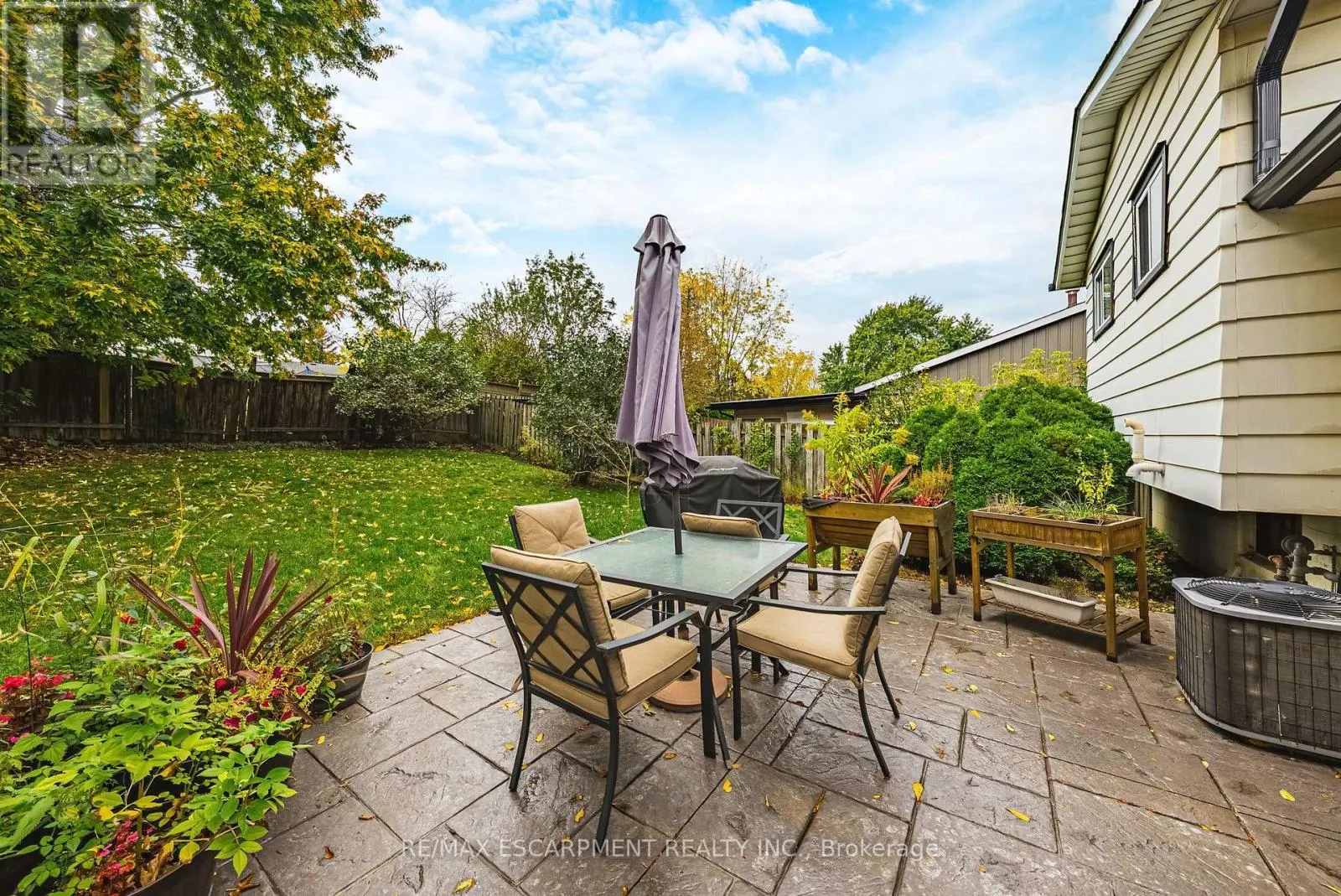 429 LIMERIDGE ROAD W
