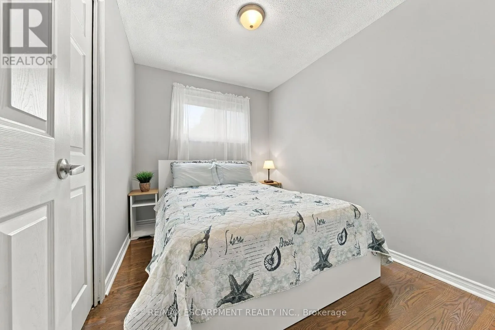 429 LIMERIDGE ROAD W