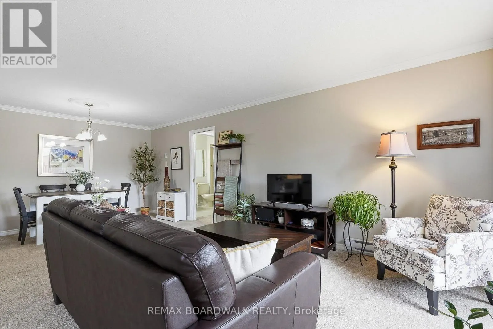 209 - 1760 CABARET LANE