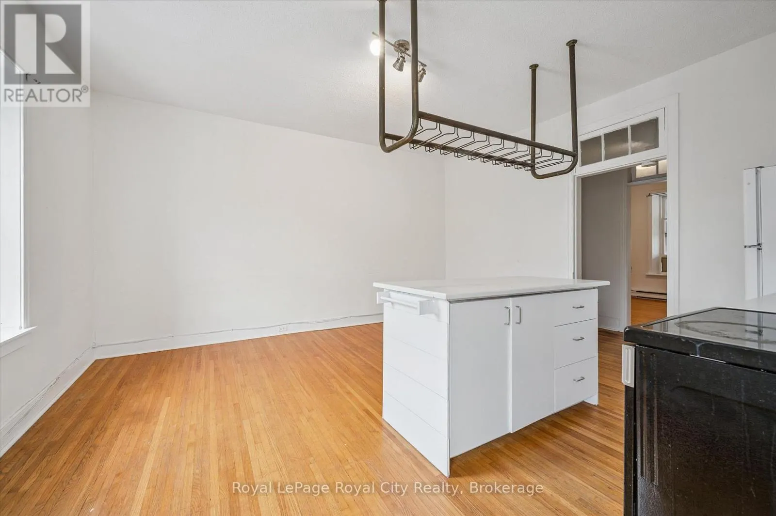 A - 129 METCALFE STREET #A