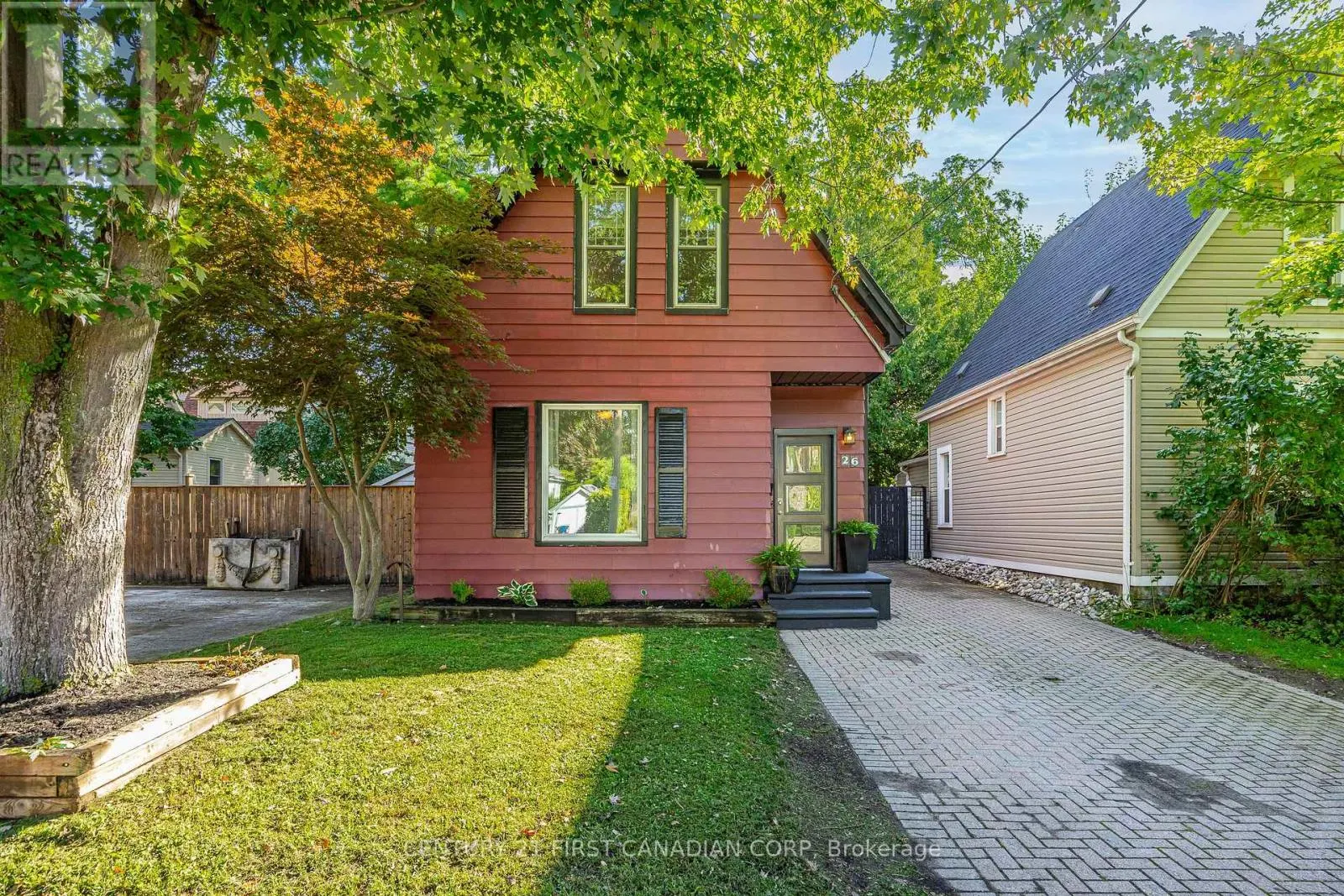 26 THORNTON AVENUE