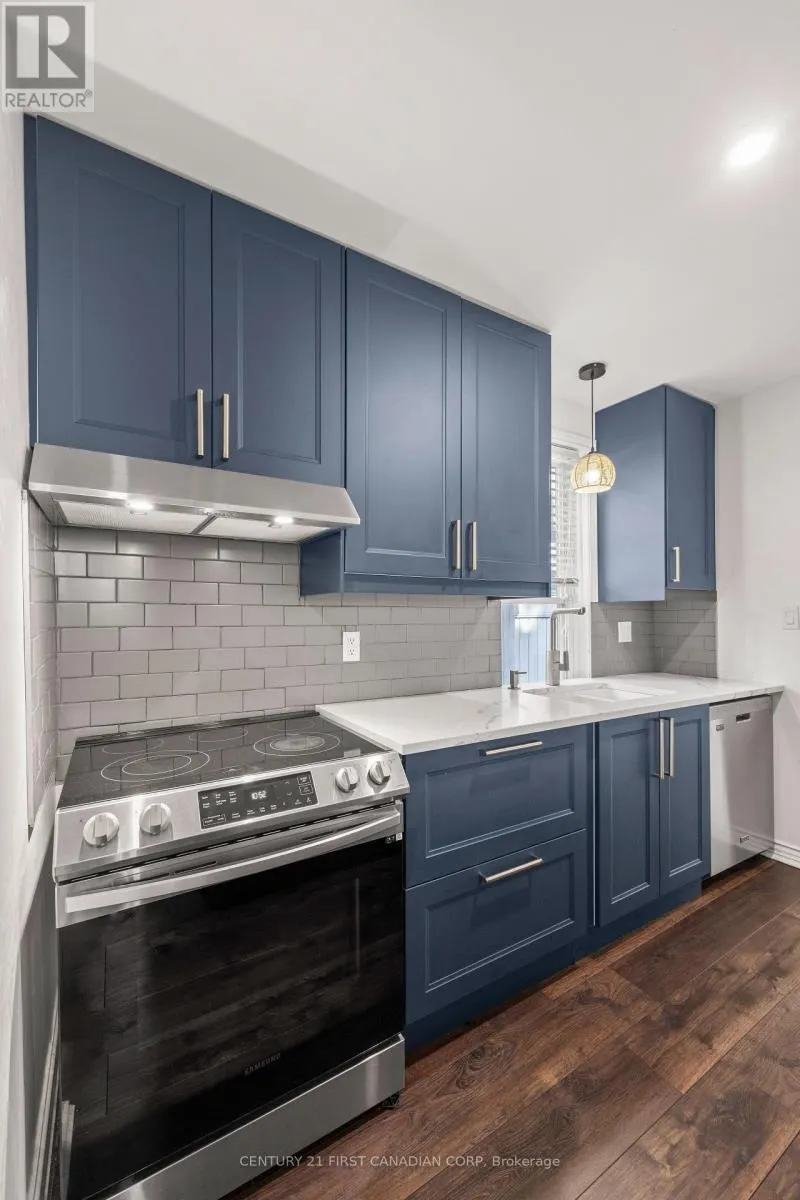 26 THORNTON AVENUE