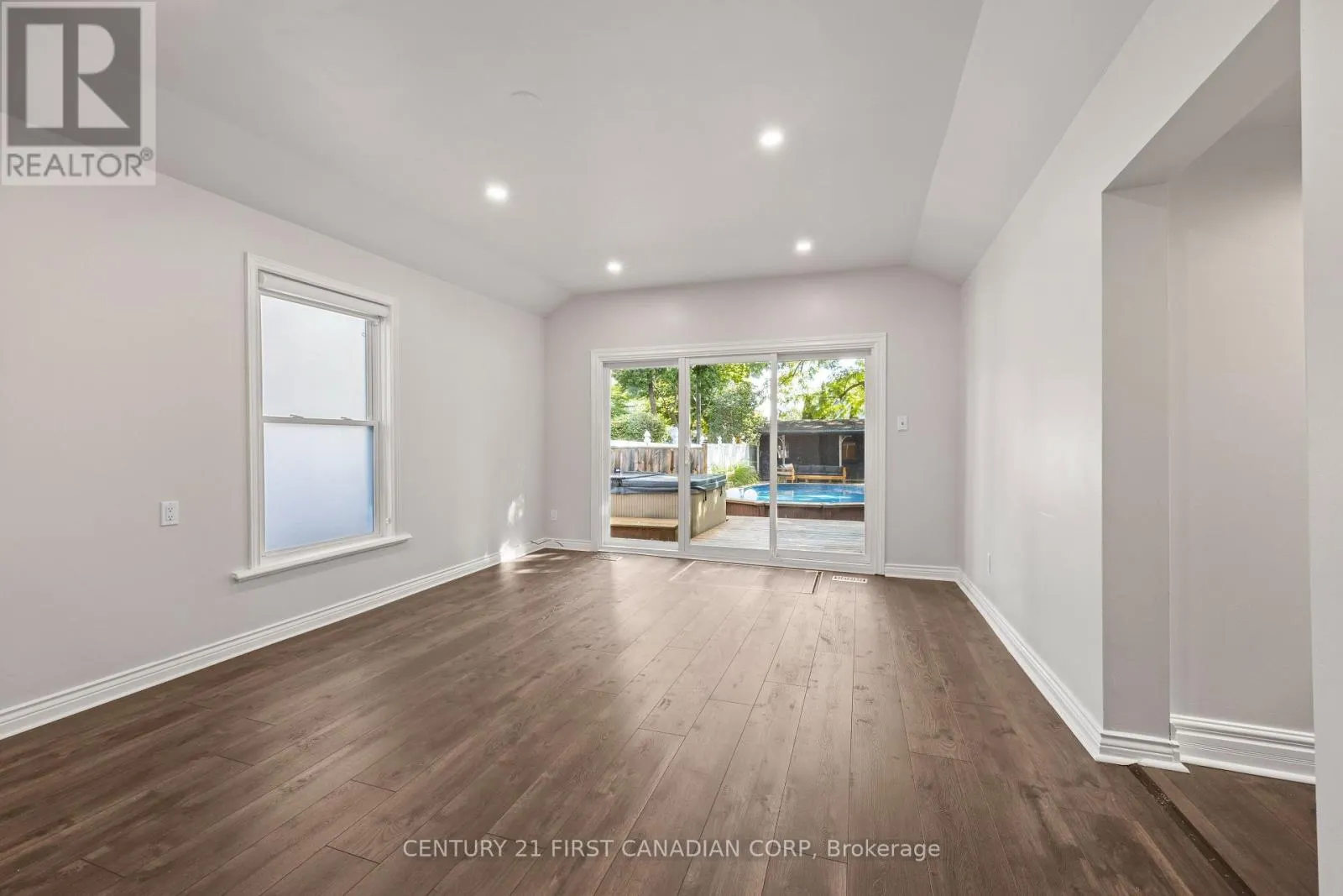 26 THORNTON AVENUE
